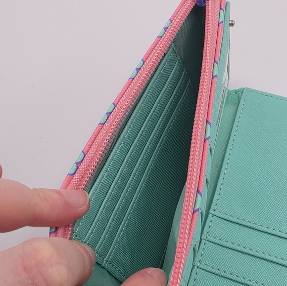 The Tiny World of Polly Pocket Teal & Pink Heart Pattern Coin & Card Clutch - Picture 8 of 8